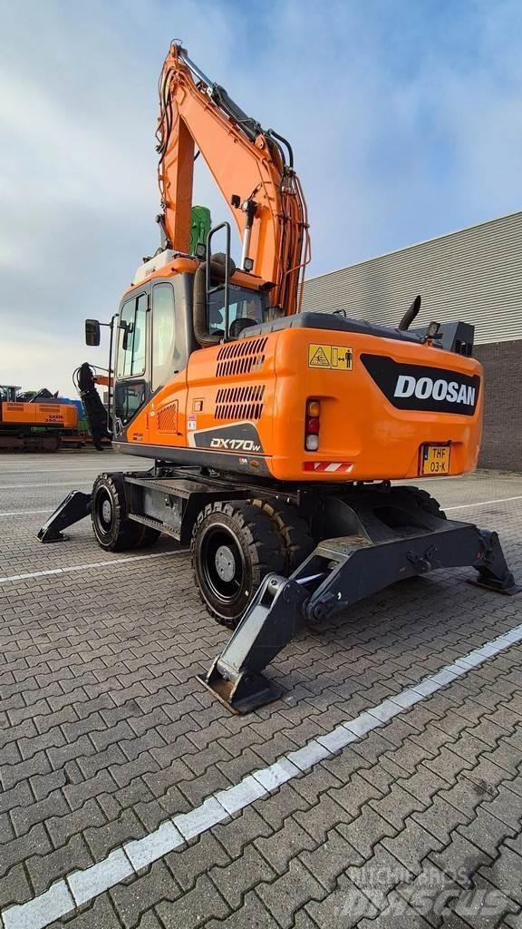 Doosan DX170W-5 Escavadoras de rodas