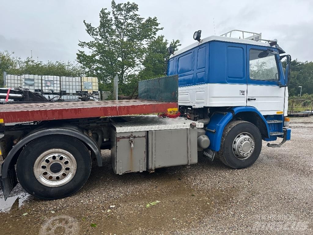 Scania P 92 M Tractores (camiões)