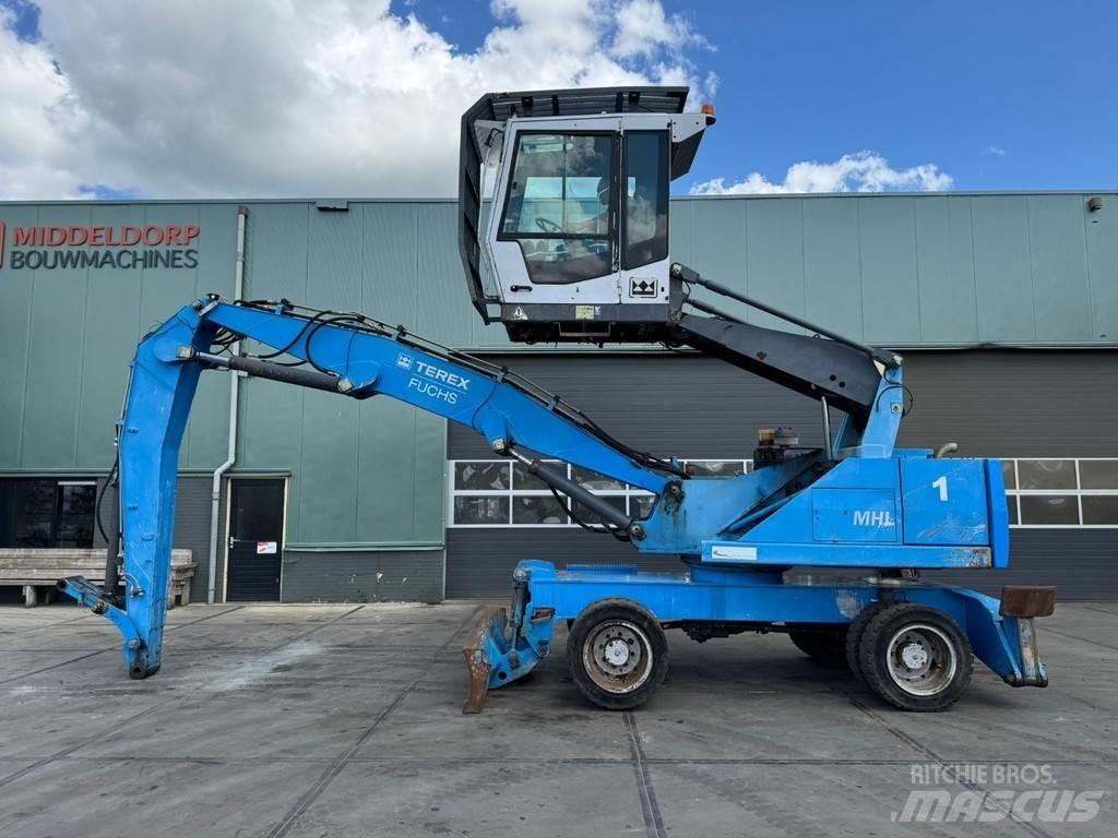 Fuchs MHL 320 Manipuladores de resíduos / indústria