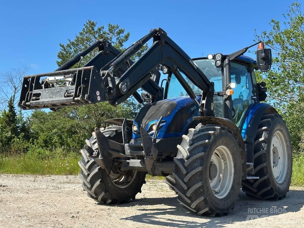 Valtra G 135 Versu Tratores Agrícolas usados