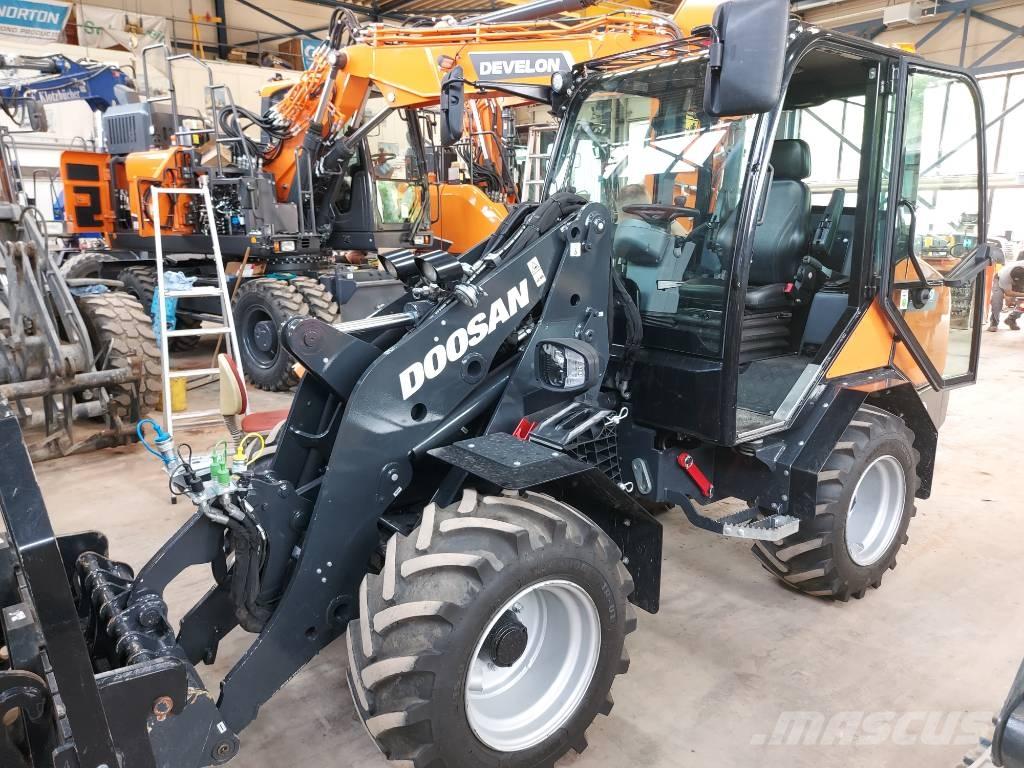 Develon DL 60-7 Pás carregadoras de rodas