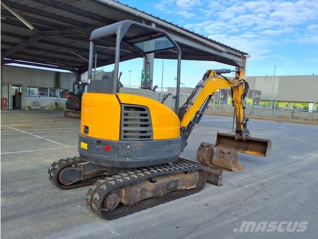 Bobcat E 26 Mini Escavadoras <7t