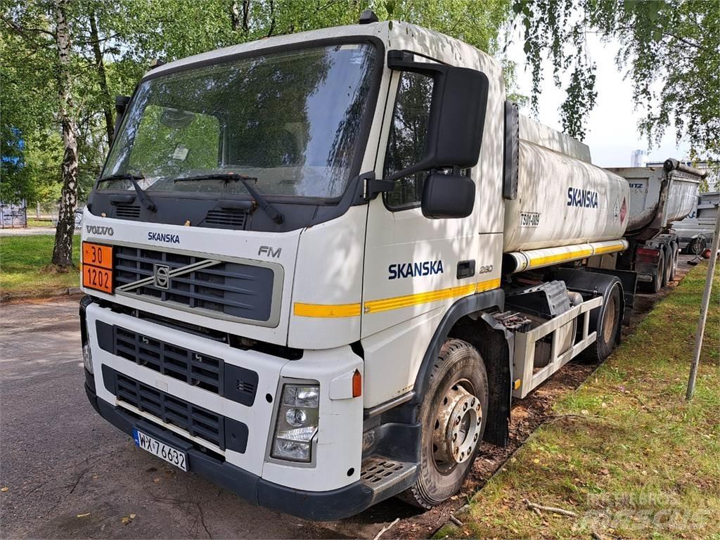Volvo FM 260 Camiões-cisterna