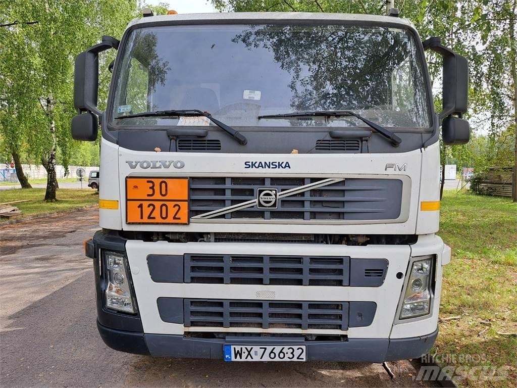 Volvo FM 260 Camiões-cisterna