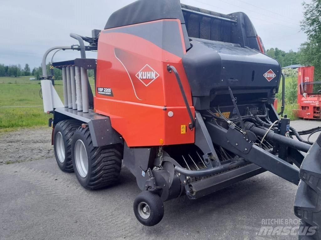Kuhn VBP 2265 Enfardadeira de rolos