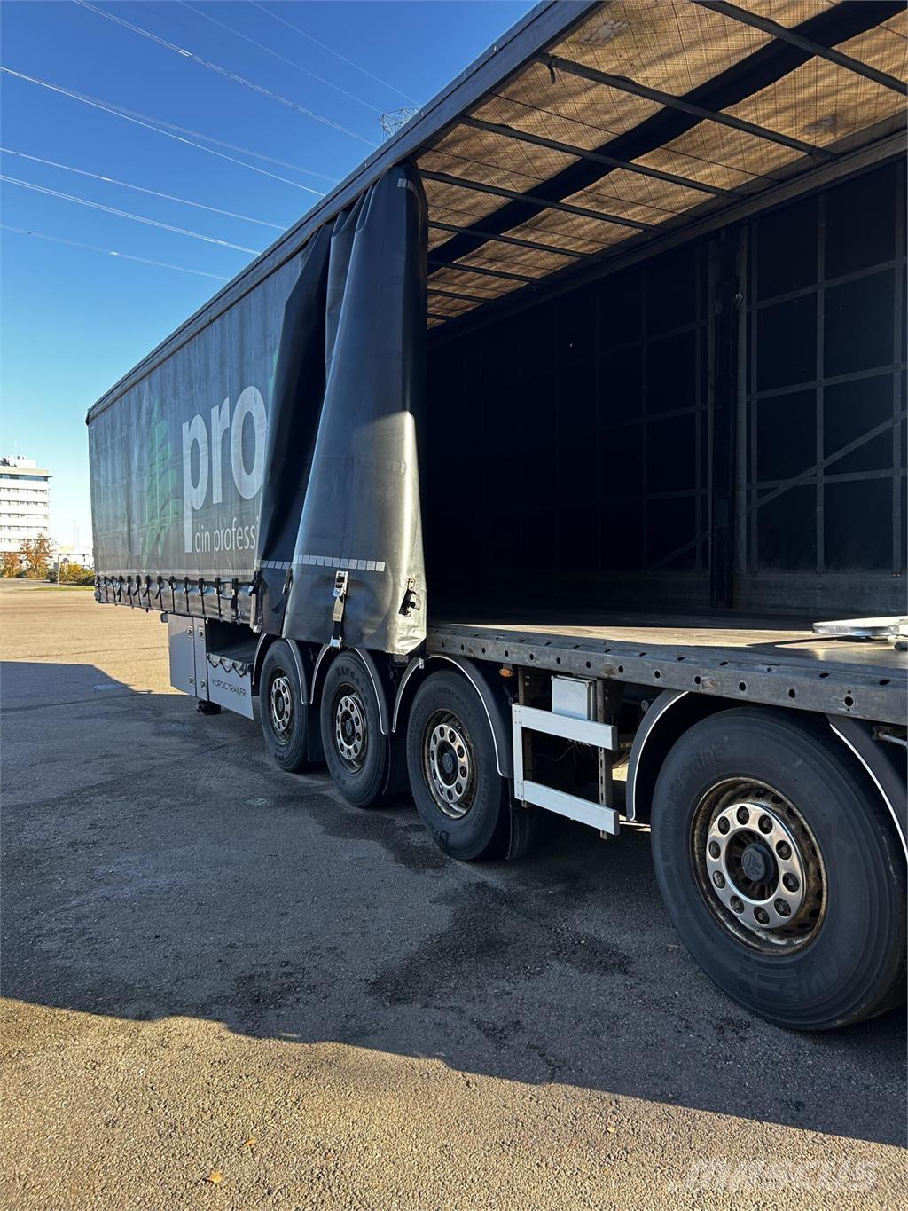 Nordic Trailer  Semi Reboques Cortinas Laterais