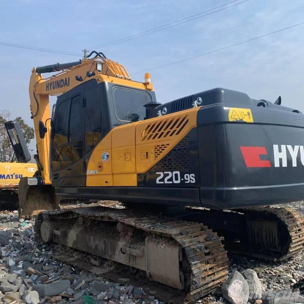 Hyundai 220LC-9S Escavadoras de rastos