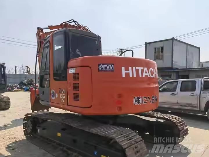 Hitachi ZX135 Escavadoras de rastos