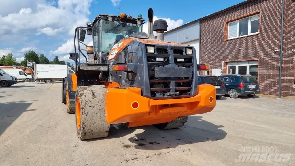Hitachi ZW 220-6 Pás carregadoras de rodas