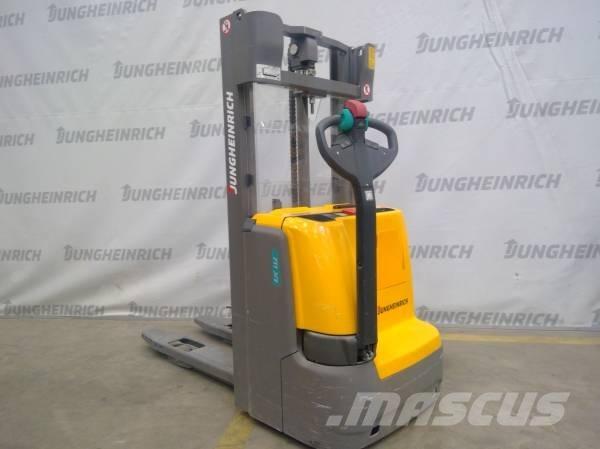 Jungheinrich EJC 112 Empilhador para operador externo