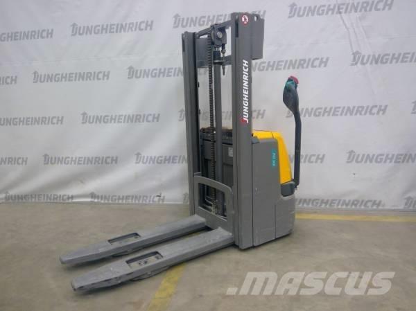 Jungheinrich EJC 112 Empilhador para operador externo
