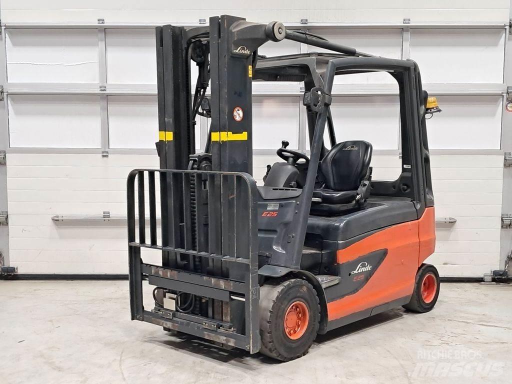 Linde E25L-01 Empilhadores eléctricos