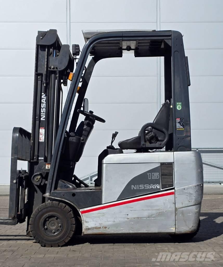 Nissan 1N1L 15Q Empilhadores eléctricos