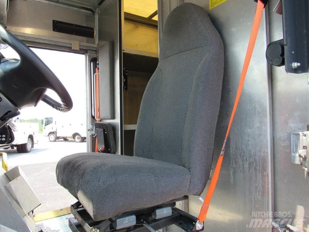 Ford E-450 Camiões de caixa fechada