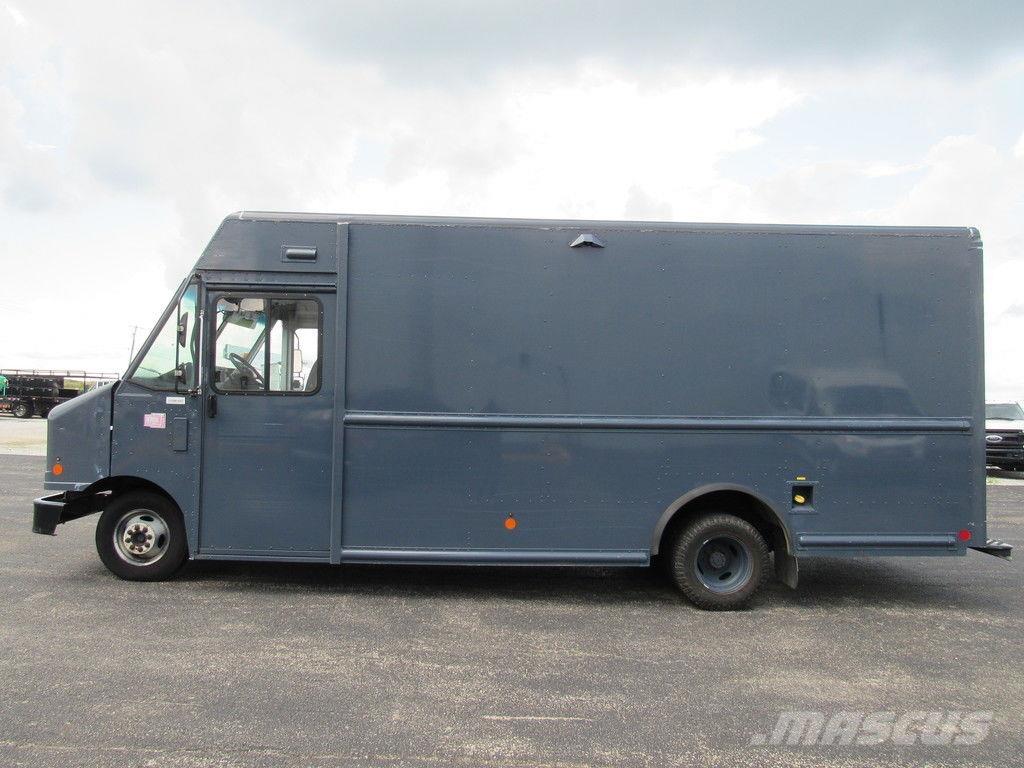 Ford E-450 Camiões de caixa fechada