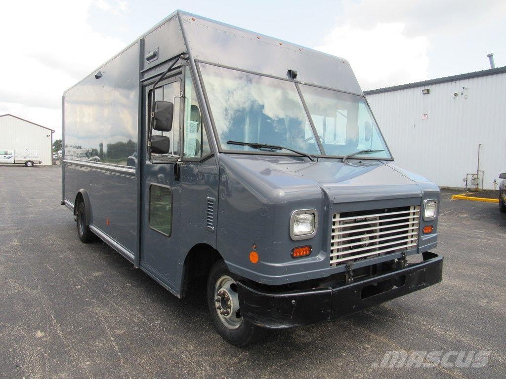 Ford E-450 Camiões de caixa fechada