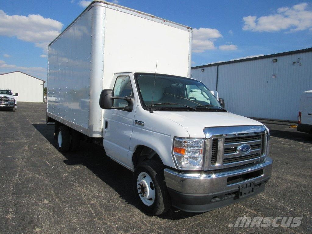Ford E-450 Camiões de caixa fechada