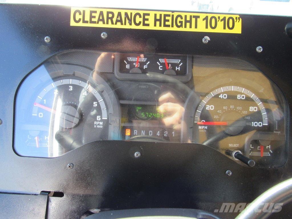 Ford E-450 Camiões de caixa fechada