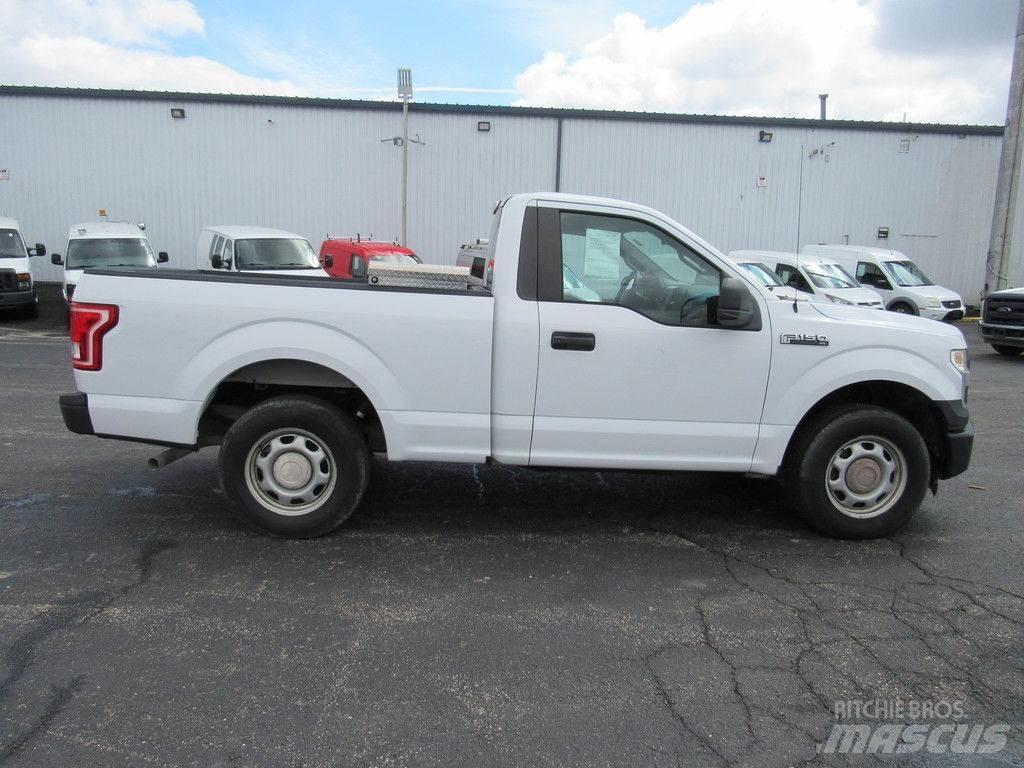 Ford F-150 Pick up de caixa aberta