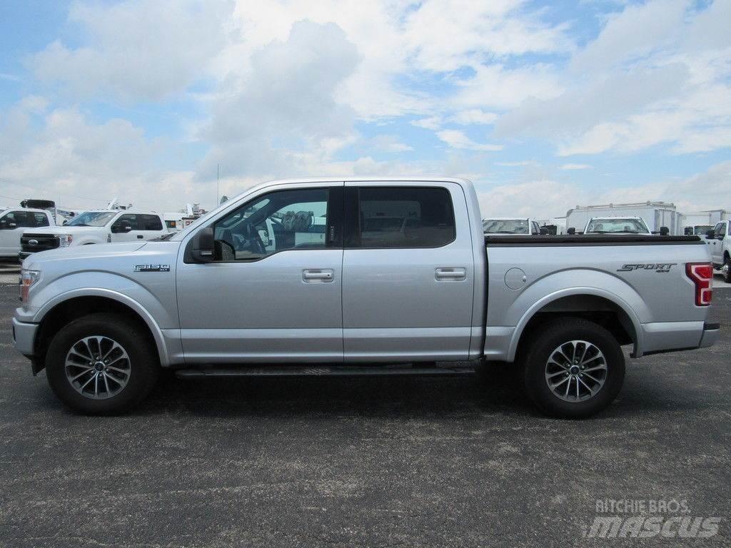 Ford F-150 Pick up de caixa aberta