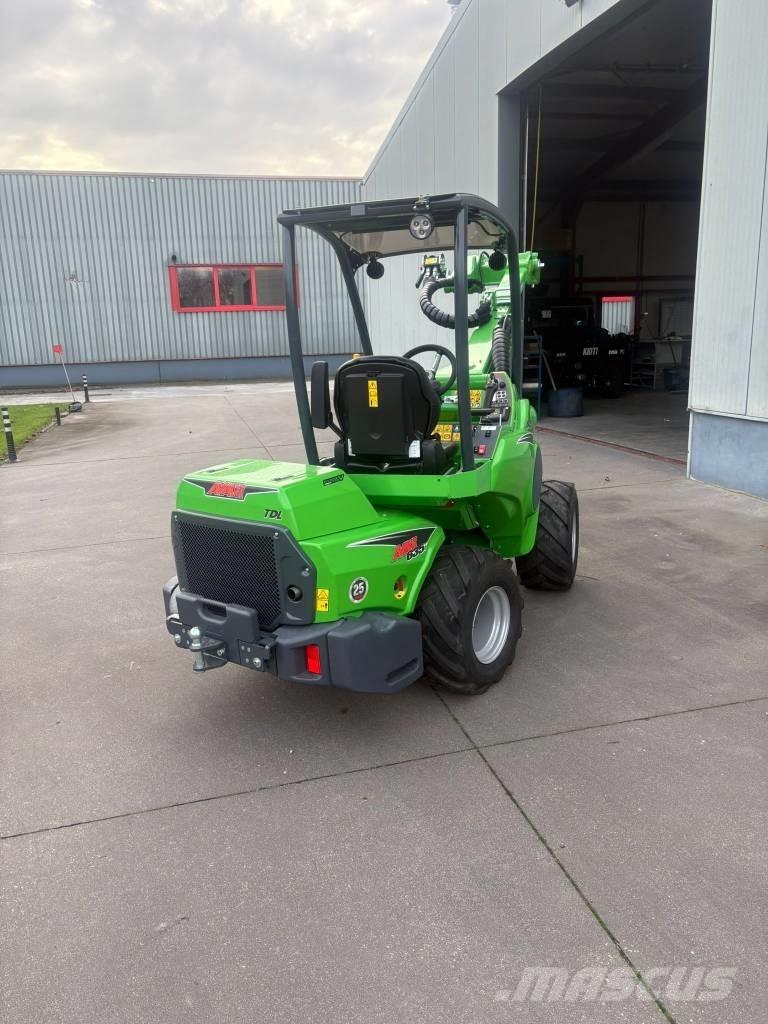 Avant 635 Carregadoras de direcção deslizante