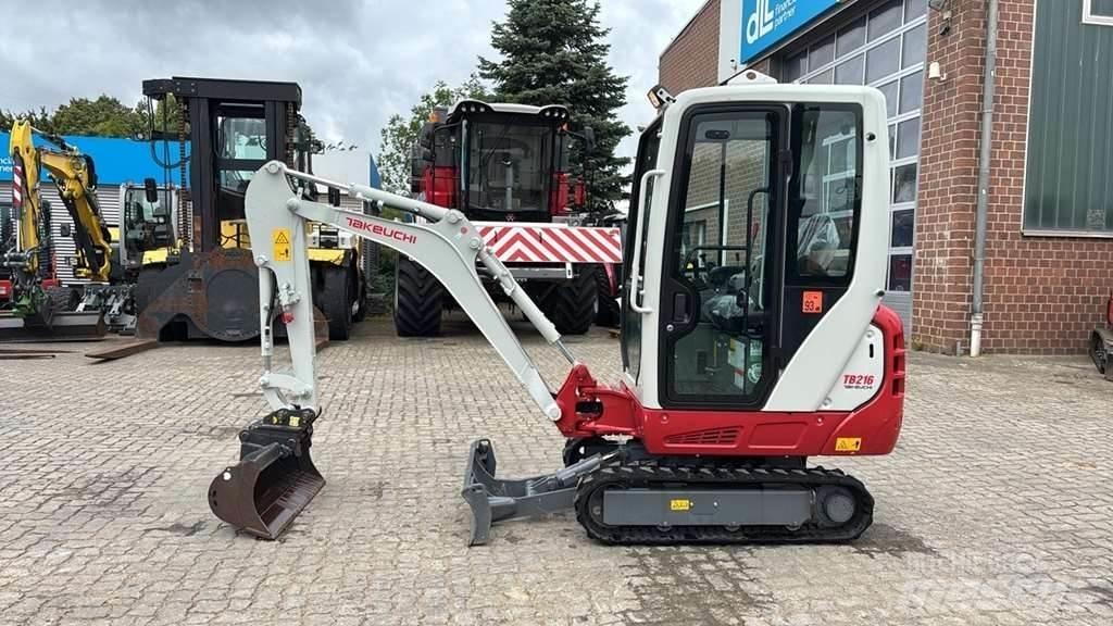 Takeuchi TB216 A Mini Escavadoras <7t