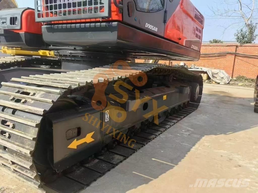 Doosan DX 225 LC Escavadoras de longo alcance