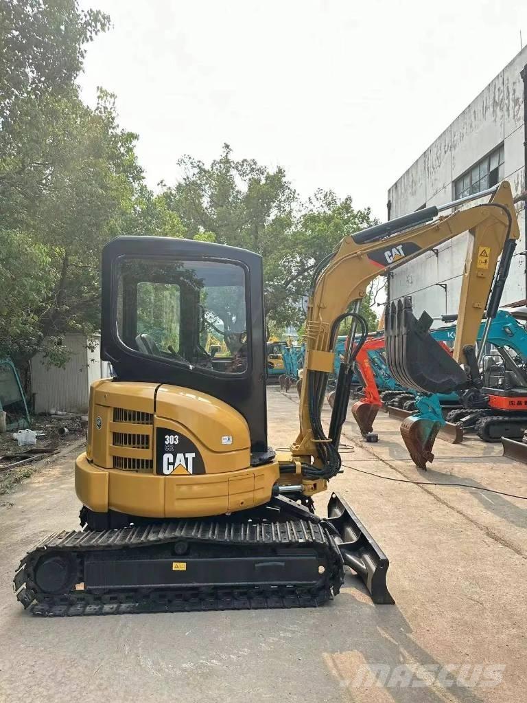 CAT 303 CR Mini Escavadoras <7t