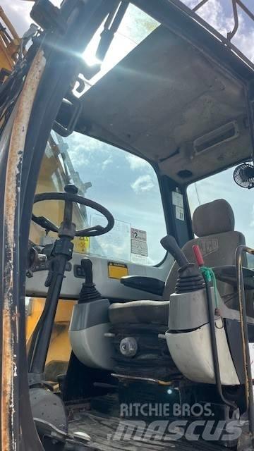 JCB JS 175 W Escavadoras de rodas