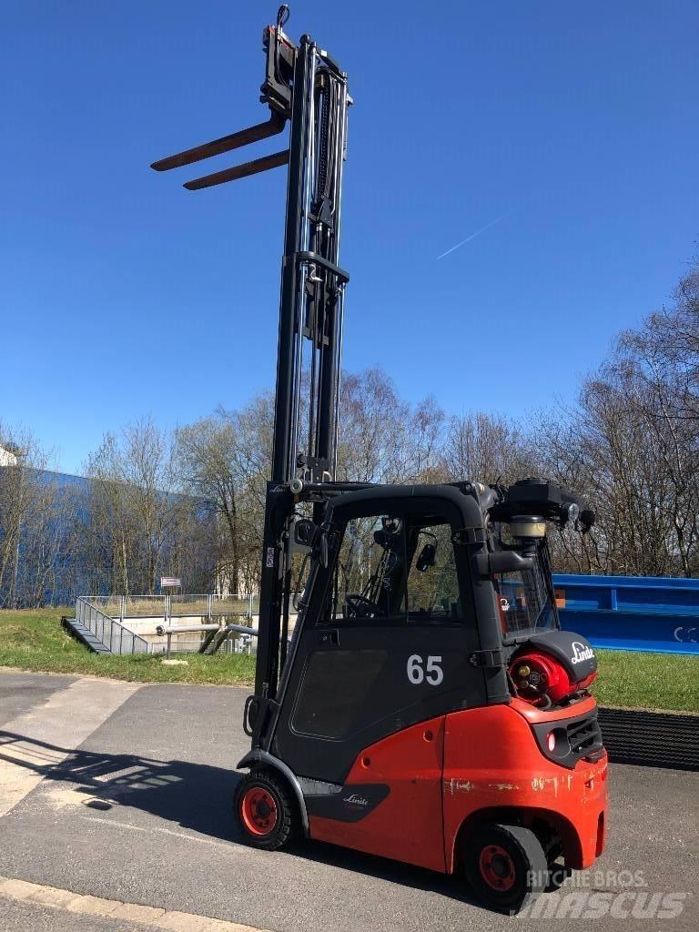 Linde H 16 T-01 Empilhadores a gás