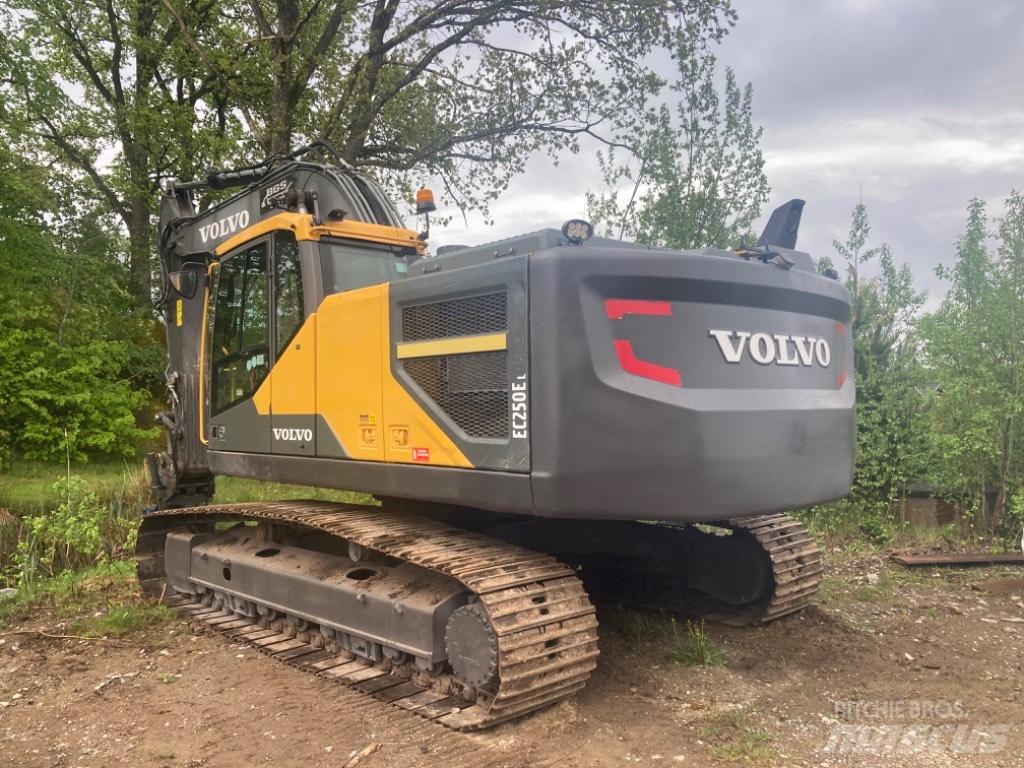 Volvo EC 250 EL Escavadoras de rastos