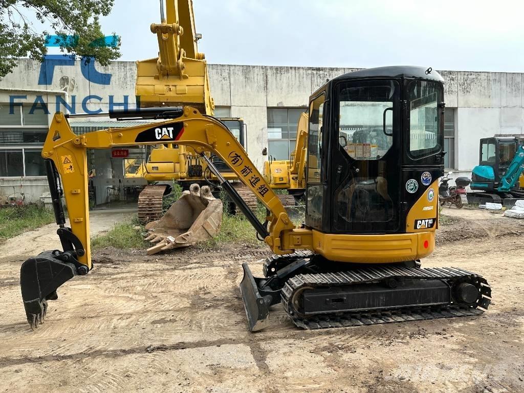 CAT 303 CR Mini Escavadoras <7t