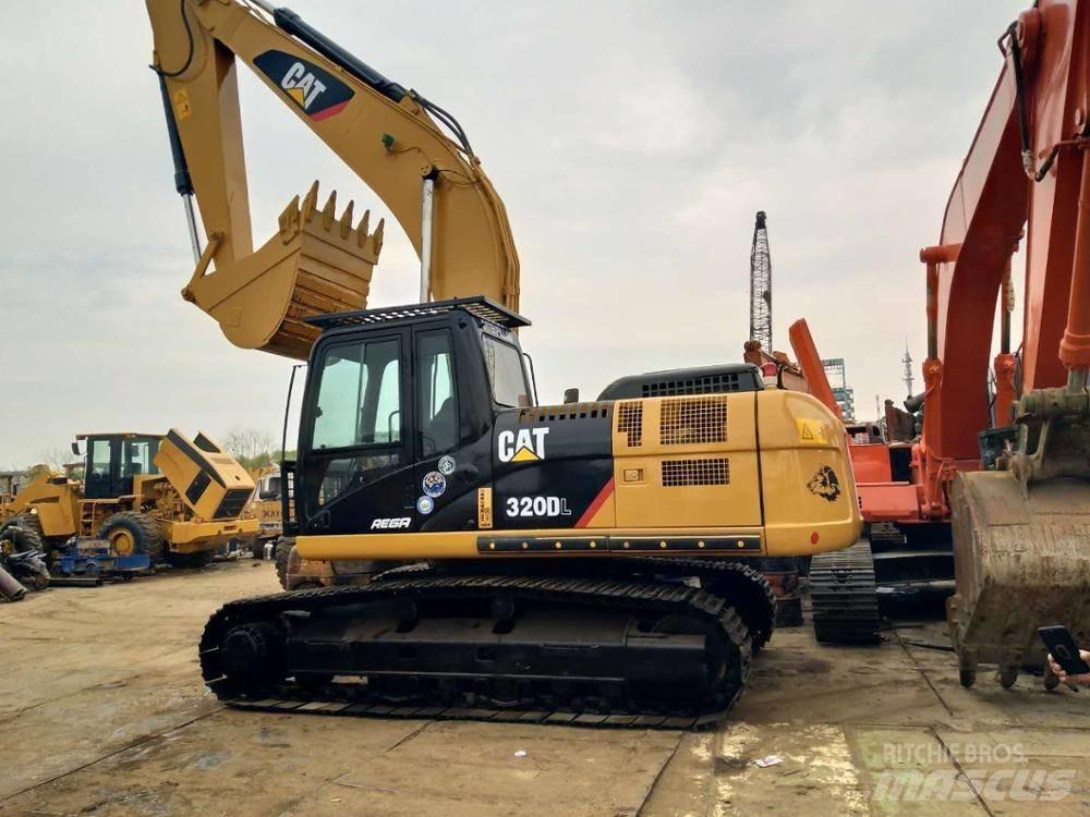 CAT 320D Escavadoras de rastos