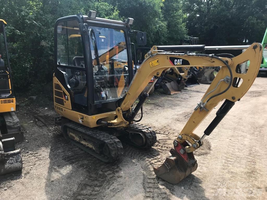 CAT 301.7 D Mini Escavadoras <7t