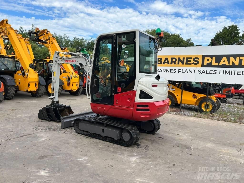 Takeuchi TB 230 Mini Escavadoras <7t