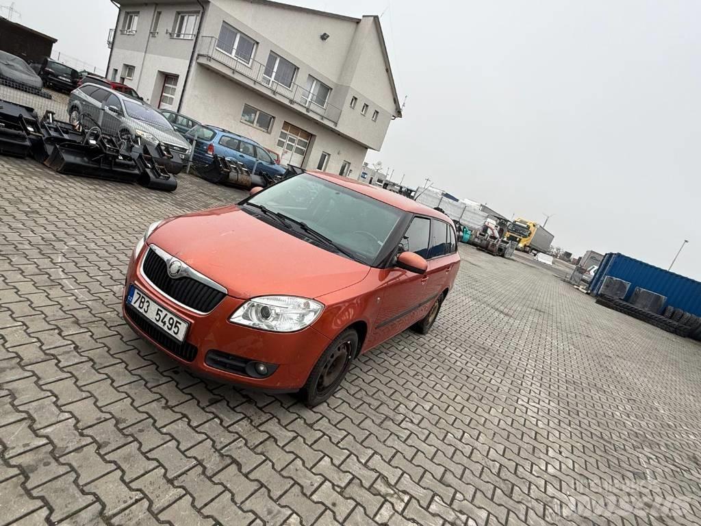Skoda Fabia 1,4 Tdi Carros Ligeiros
