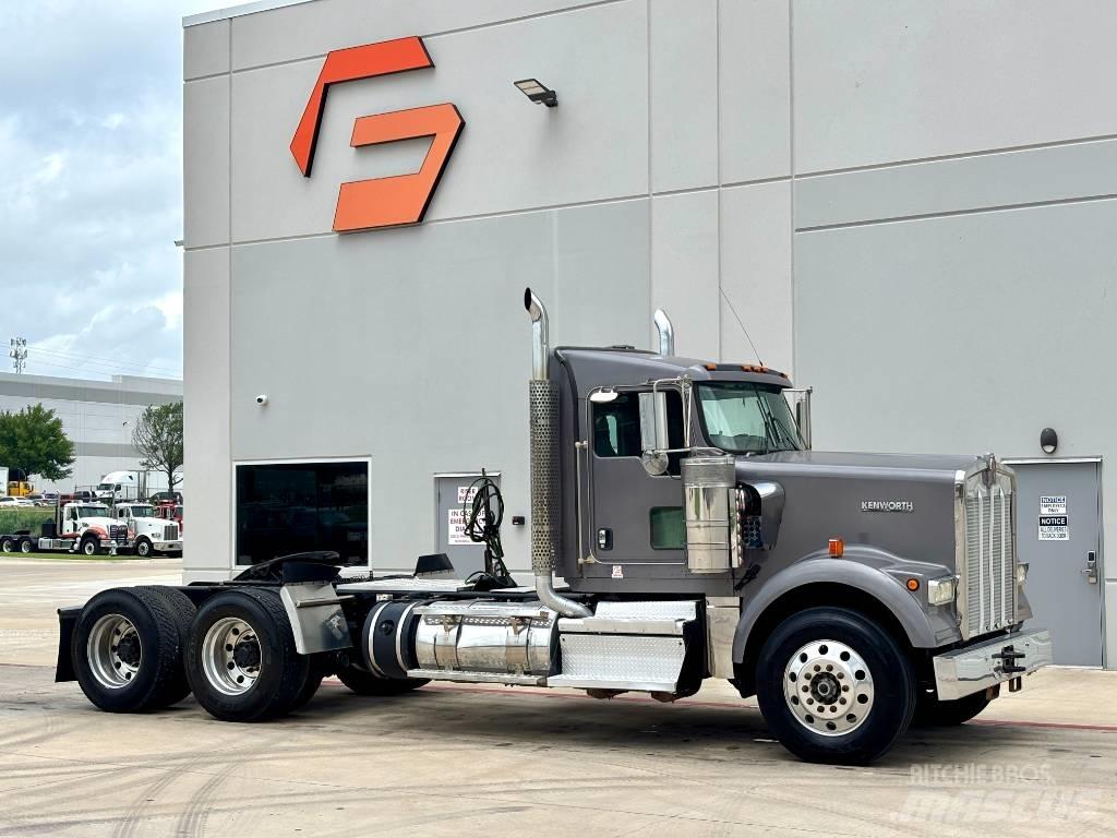 Kenworth W 900 Tractores (camiões)
