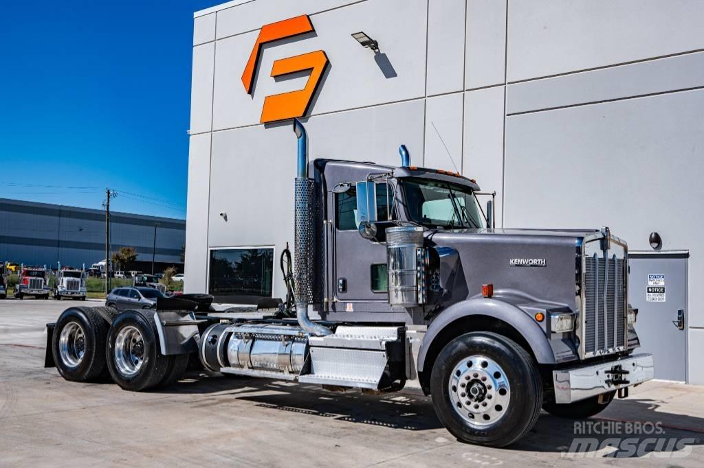 Kenworth W 900 Tractores (camiões)