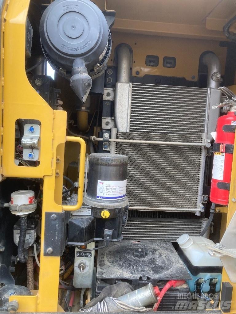 CAT 313 F L Escavadoras de rastos