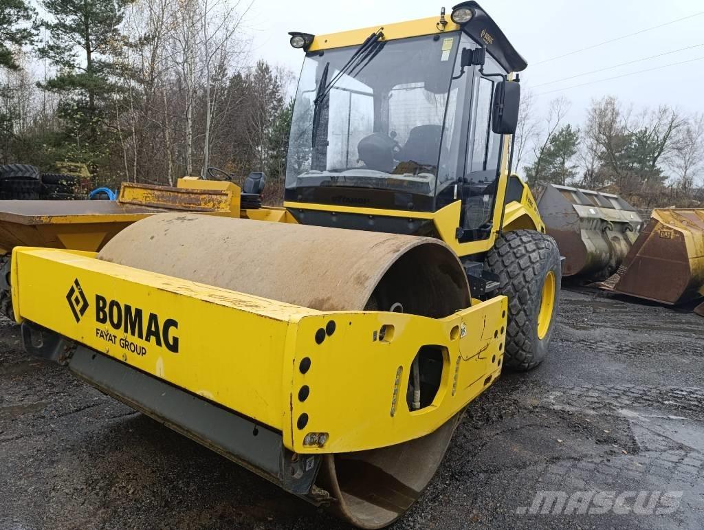 Bomag BW 213 Cilindros Compactadores monocilíndricos