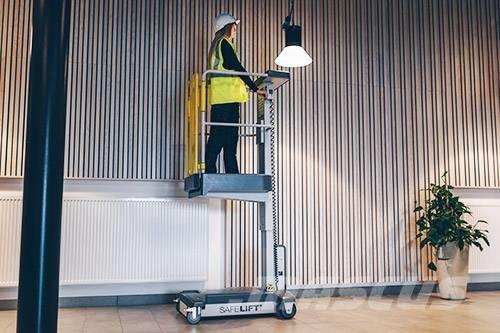 Safelift PA 35 Plataformas mastro vertical propulsão manual