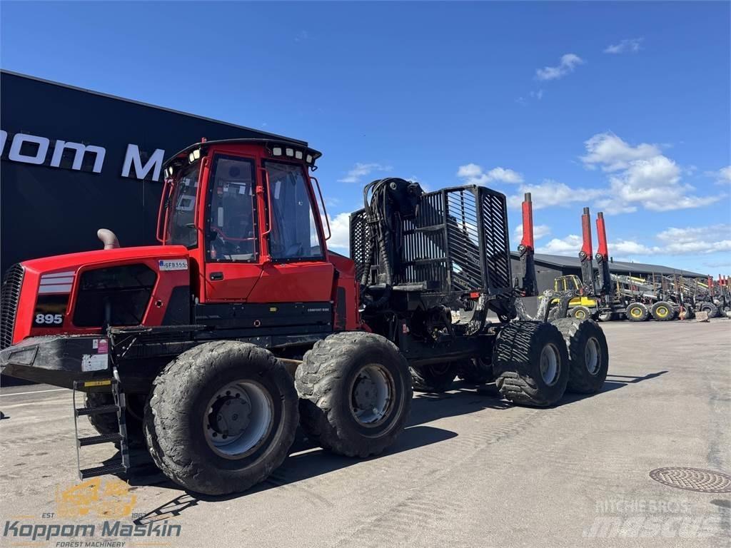Komatsu 895 Forwarders florestais