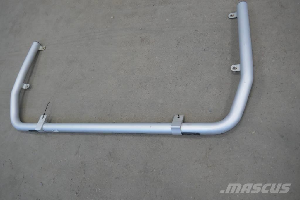  Trux Top-Bar Cabines e interior