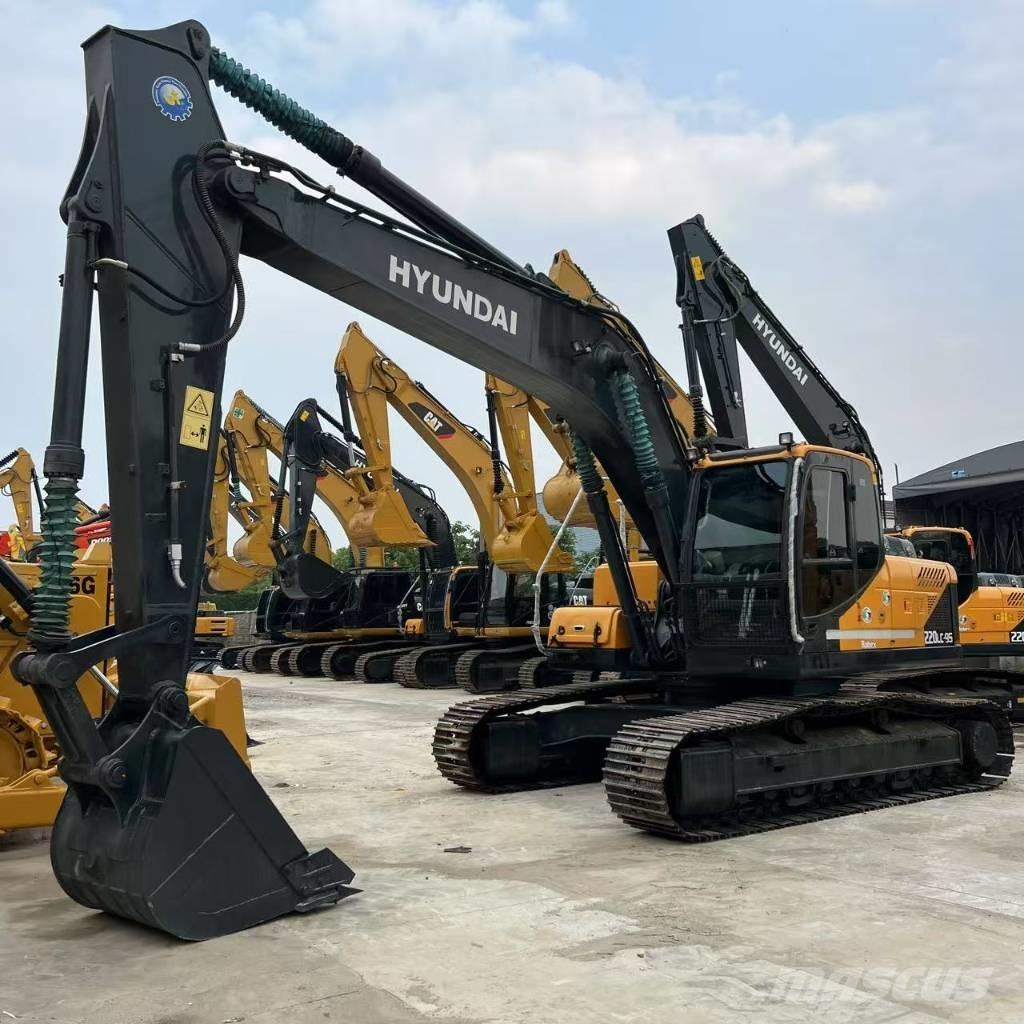 Hyundai R220LC-9S Escavadoras Midi 7t - 12t