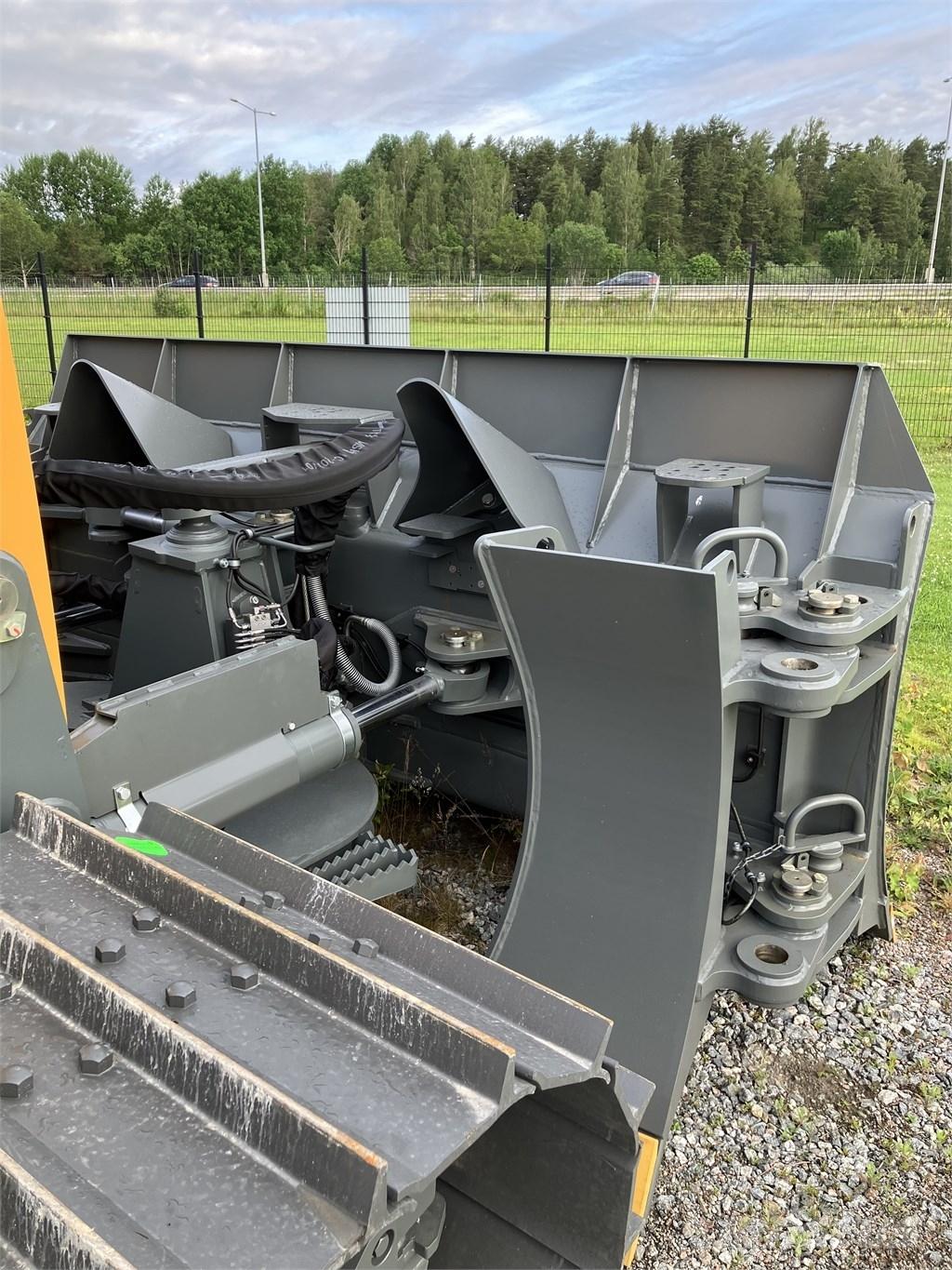 Liebherr PR 726 Dozers - Tratores rastos