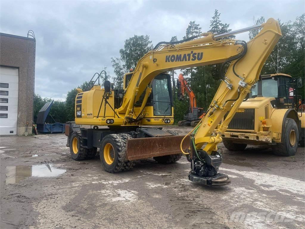 Komatsu PW148-10 Escavadoras de rodas
