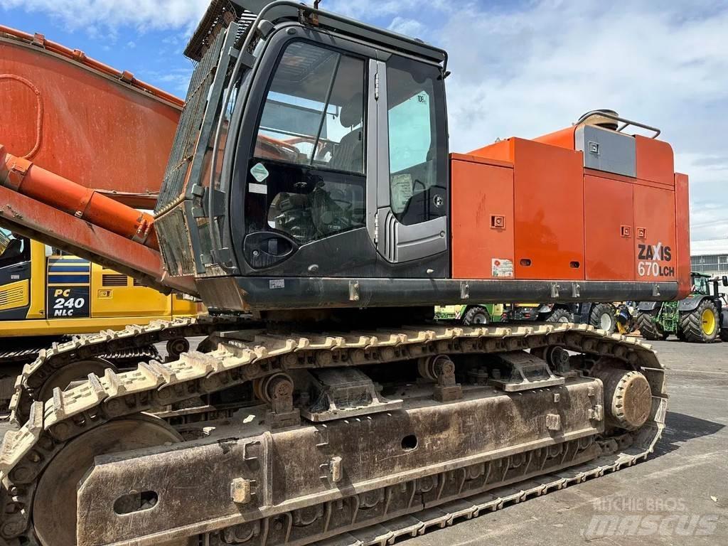 Hitachi ZX670CH-3 Escavadoras de rastos