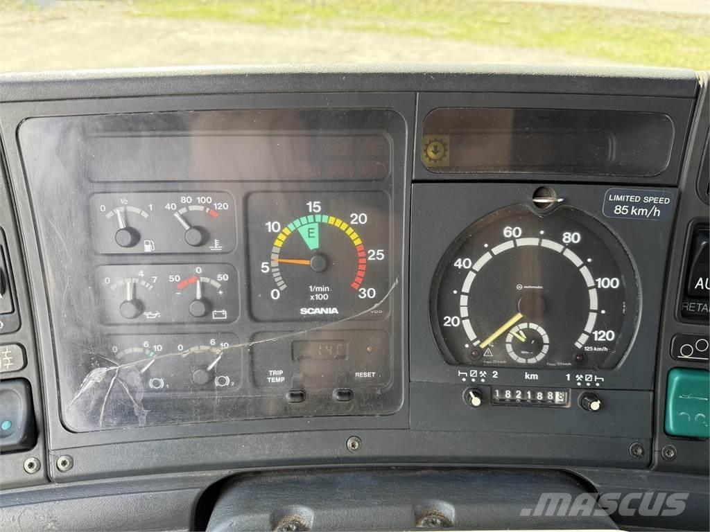 Scania R144 6X2 Camiões Ampliroll