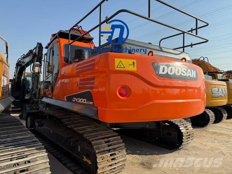 Doosan DX 300LC-9C Escavadoras de rastos