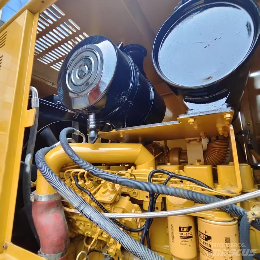 CAT 120 H Motoniveladoras
